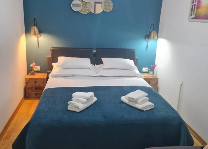 Inchy Accommodation - In The Center Of Diocletian\'S Palace